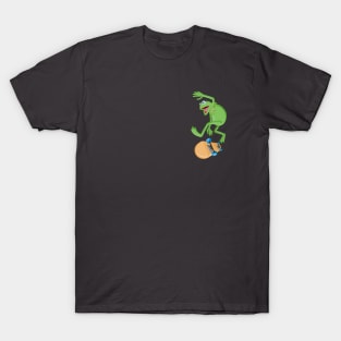 Kermit Skateboarding- pocket T-Shirt